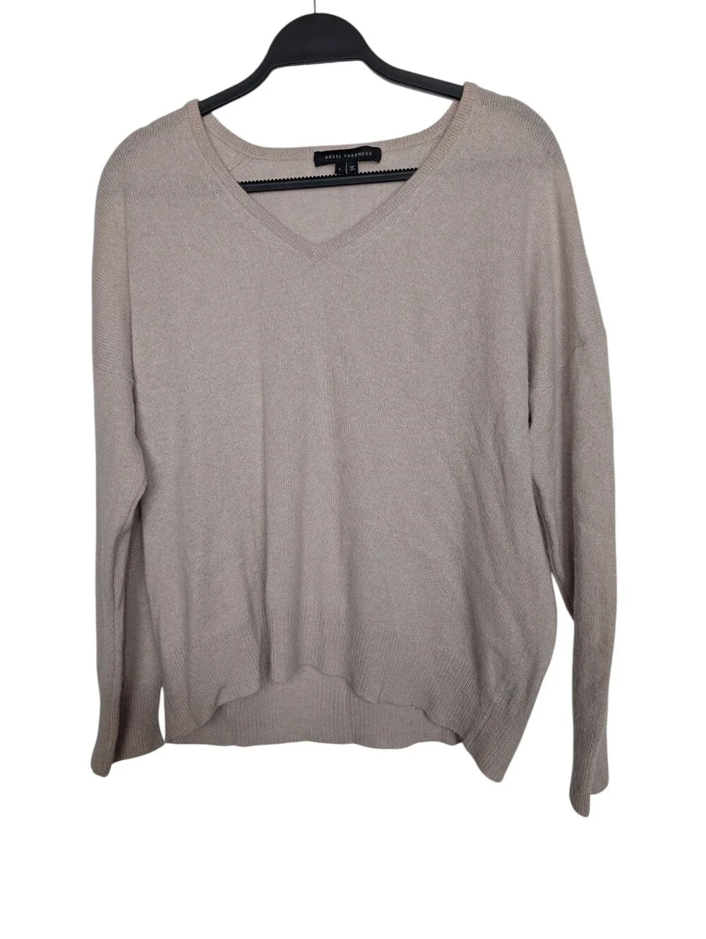 Skull Cashmere V-Neck Taupe Beige Tan Soft Comfy Quiet Luxury Sweater Size Large